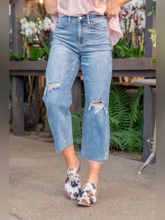 Judy Blue Denim - Judy Blue Wide Leg Crop Distressed Jeans, Size 5/27 (US 6)